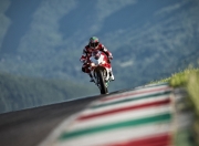 开云官方app入口-引擎轰鸣，一球定乾坤，F1新赛季揭幕战之夜的恩佐传奇