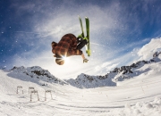 开云平台-范戴克硬仗之王，塞内加尔对阵荷兰，他如何成为防线上的定海神针？