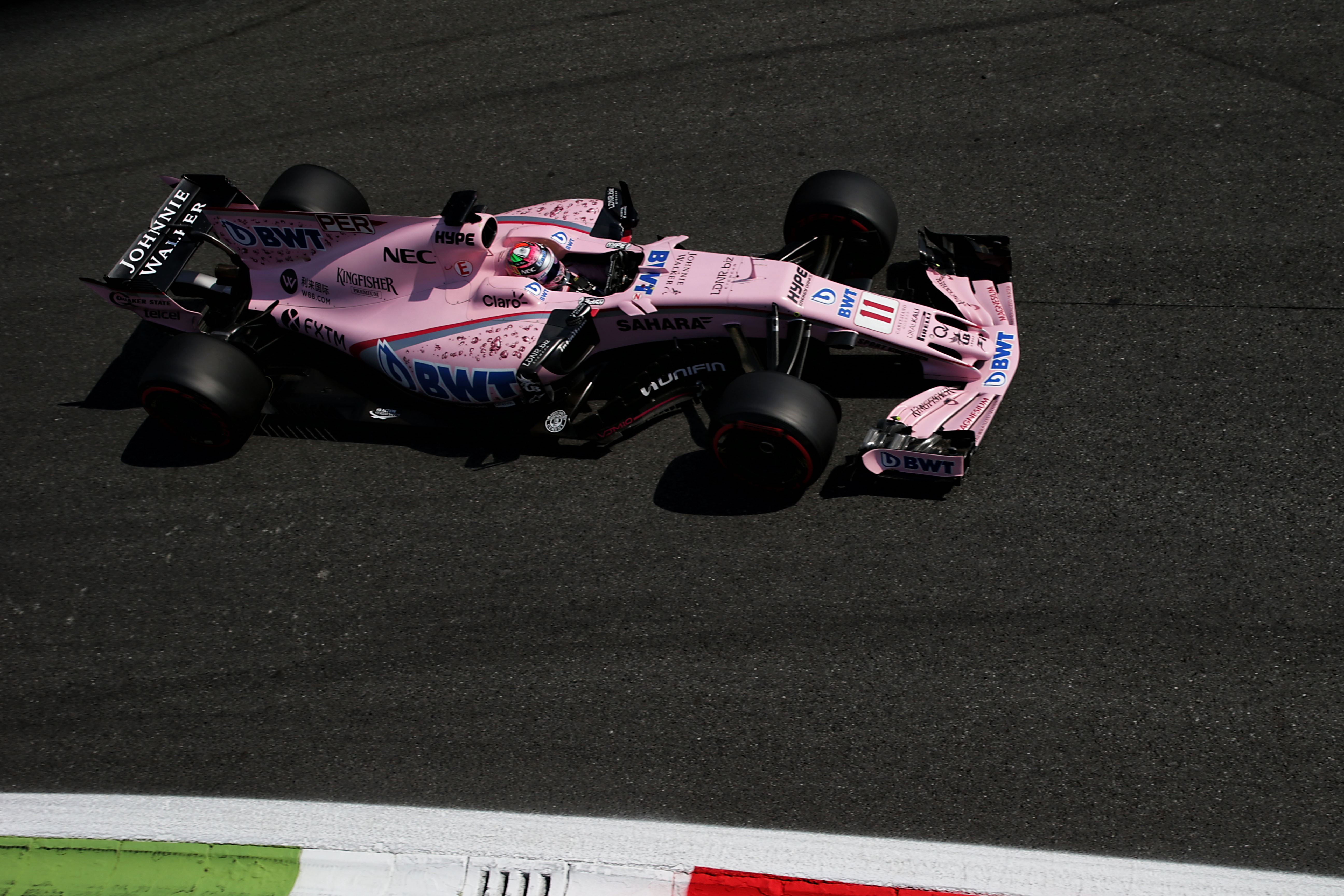 包含威廉姆斯绝杀红牛车队，佩雷兹状态火热的词条