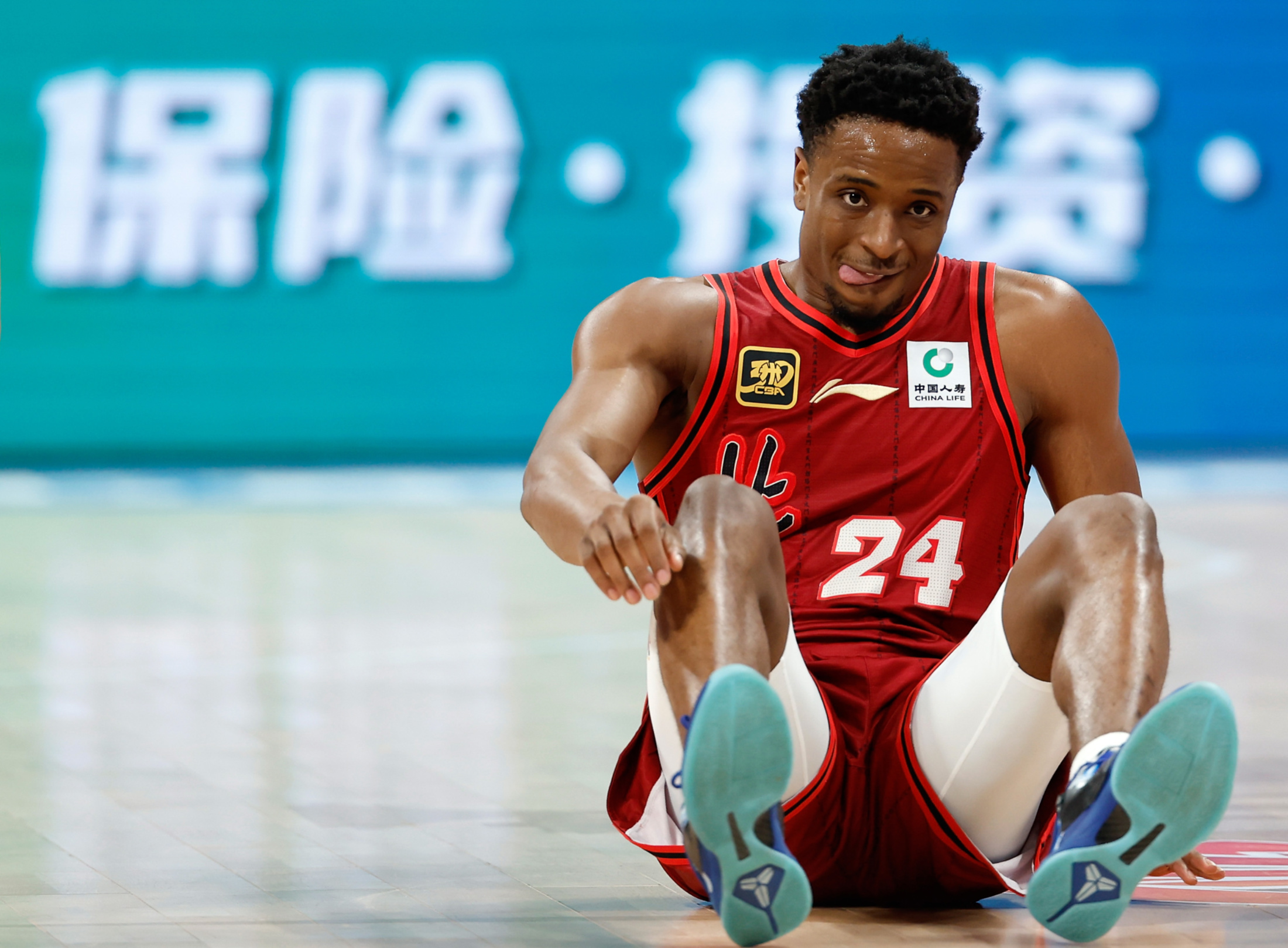 黄蜂鏖战立陶宛男篮,萨博尼斯关键制胜的简单介绍 黄蜂鏖战立陶宛男篮,萨博尼斯关键制胜的简单介绍