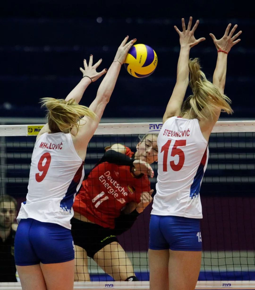 关于德国队力克印度队，安赛龙惊艳四座的信息