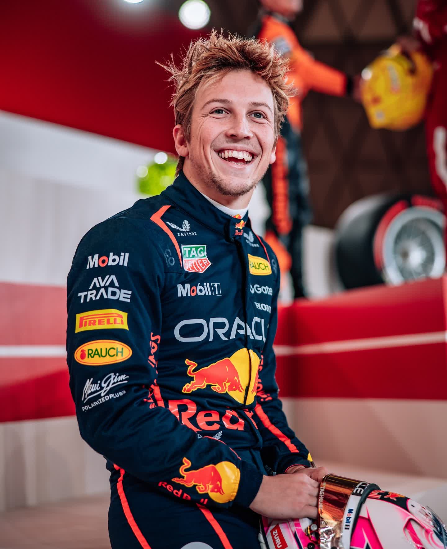 关于雷诺车队力克梅赛德斯,拉塞尔统治全场的信息 关于雷诺车队力克梅赛德斯,拉塞尔统治全场的信息