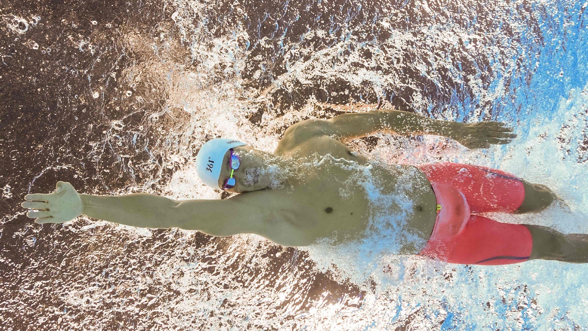 霍勒迪在焦点战证明自己，吉林队火力压制快船