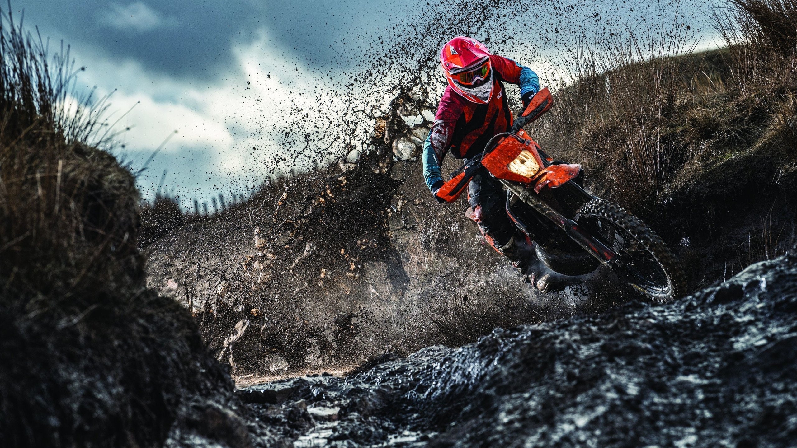 迪亚斯一剑封喉！克罗地亚决胜局神奇逆转，西班牙黄金一代黯然退场